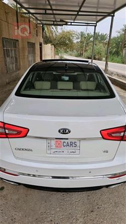 كيا كادينزا